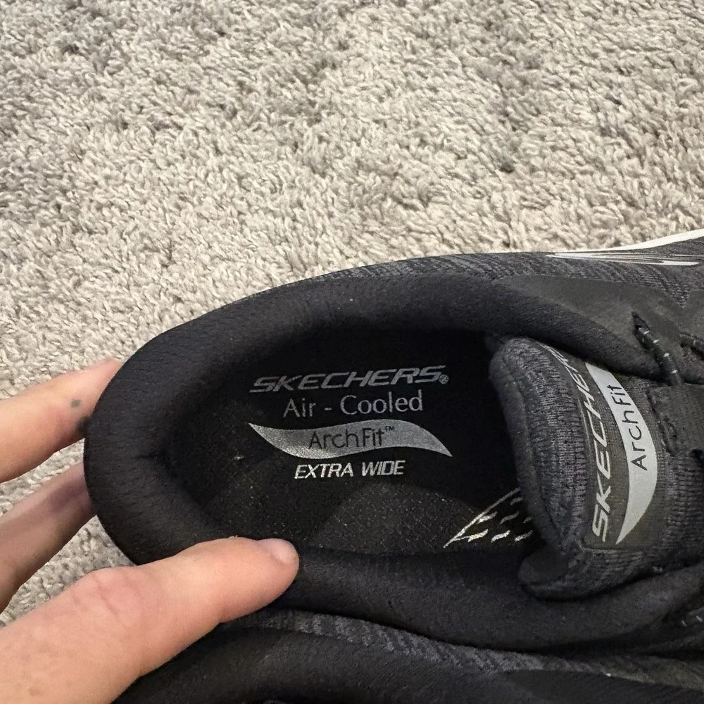 Skechers Arch Fit Men Shoe Size 10 Extra Wide 4E Casual Walk Leisure Gym 232709